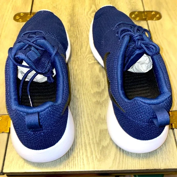 Nike Roshe One "Midnight Navy" Size: M: 10, W: 11 1/2 - Picture 3 of 6